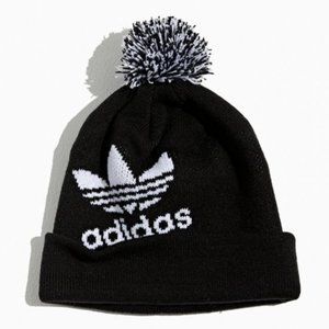 ✨BNWT✨ ADIDAS Originals POMPOM Beanie
